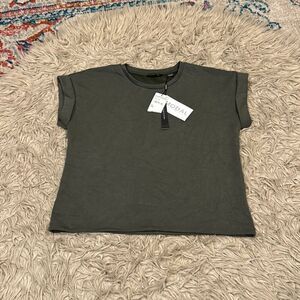 NWT T Tahari soft shirt size small